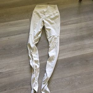 Alo Yoga Goddess Legging Size S Pristine